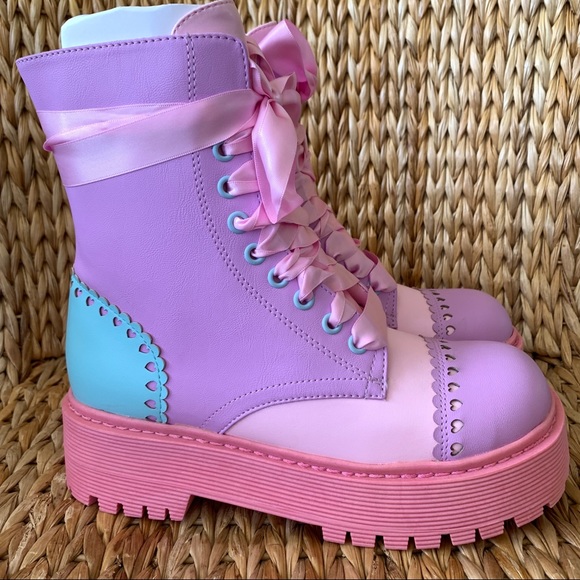 New Sugar Thrillz Bubblegum Party combat Boots - Picture 9 of 12
